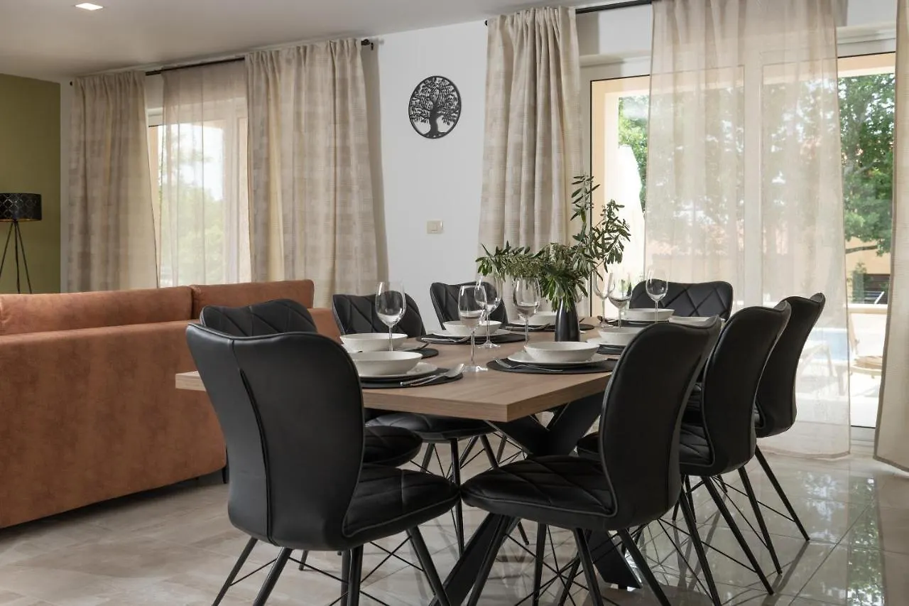 Casa Ole - City Villa Labin