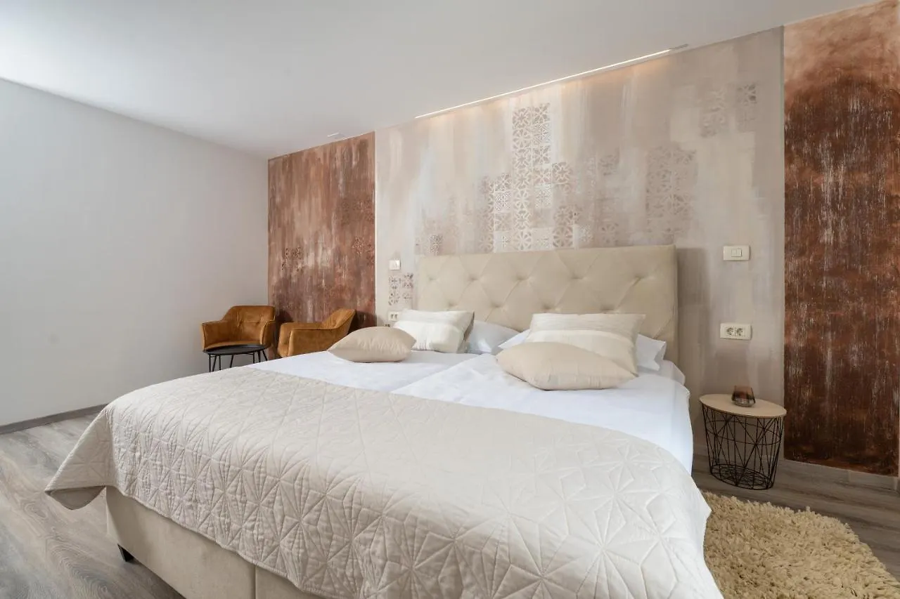Casa Ole - City Villa Labin