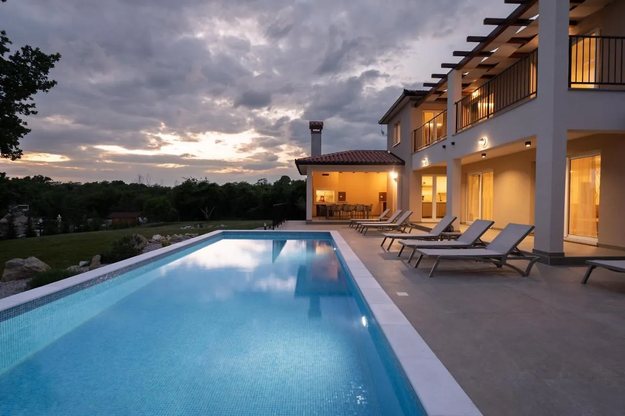 Casa Ole - City Villa Labin Croácia